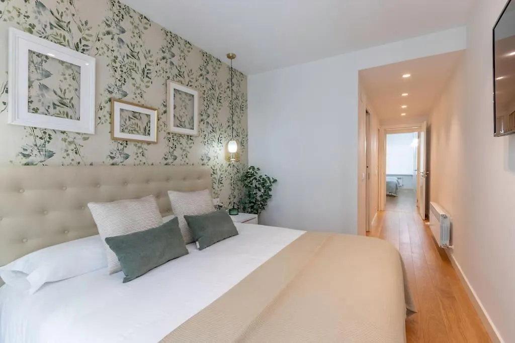 Centrico Y Elegante Con Parking Apartment Bilbao 0*,  Spain